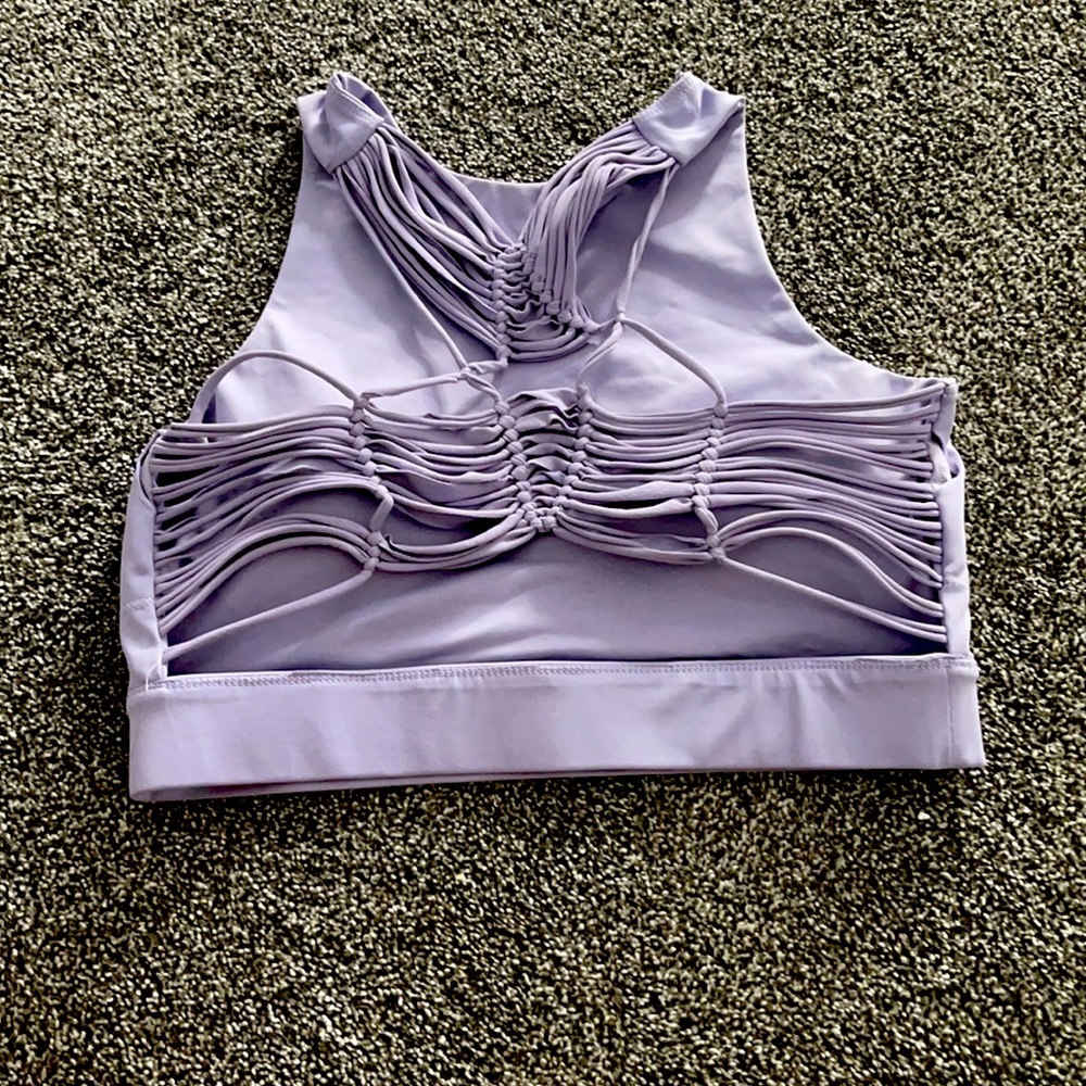 Carbon 38 medium top